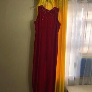 Evan-Picone Dress